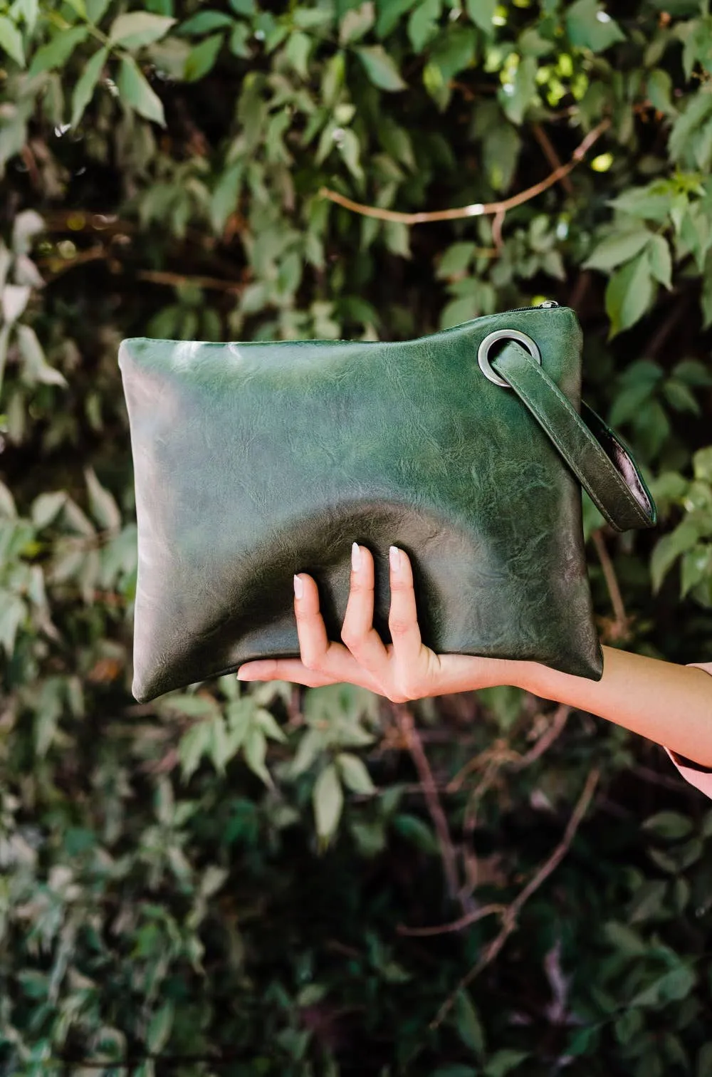 Alexa Oversized Clutch: Olive