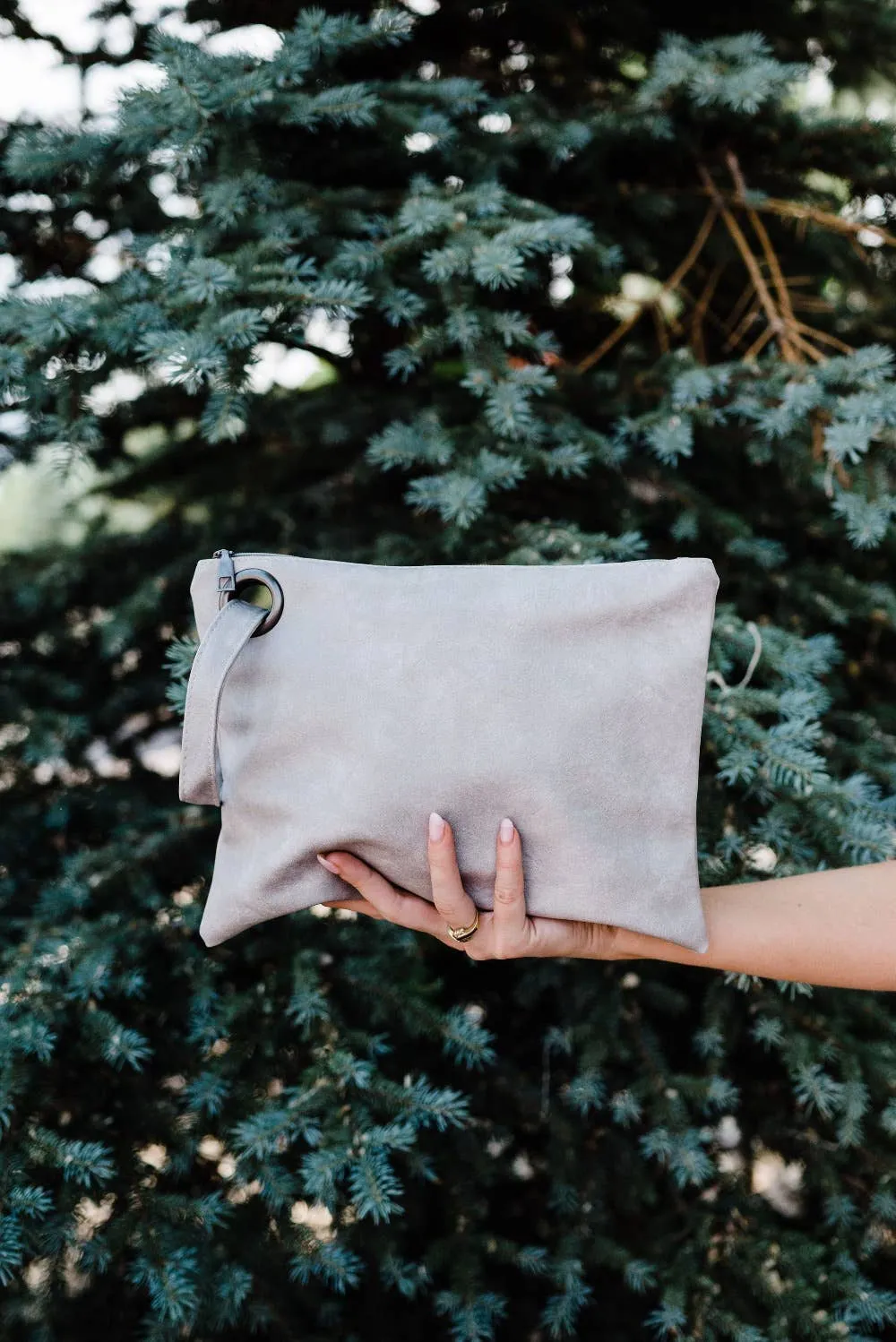 Alexa Oversized Clutch: Olive