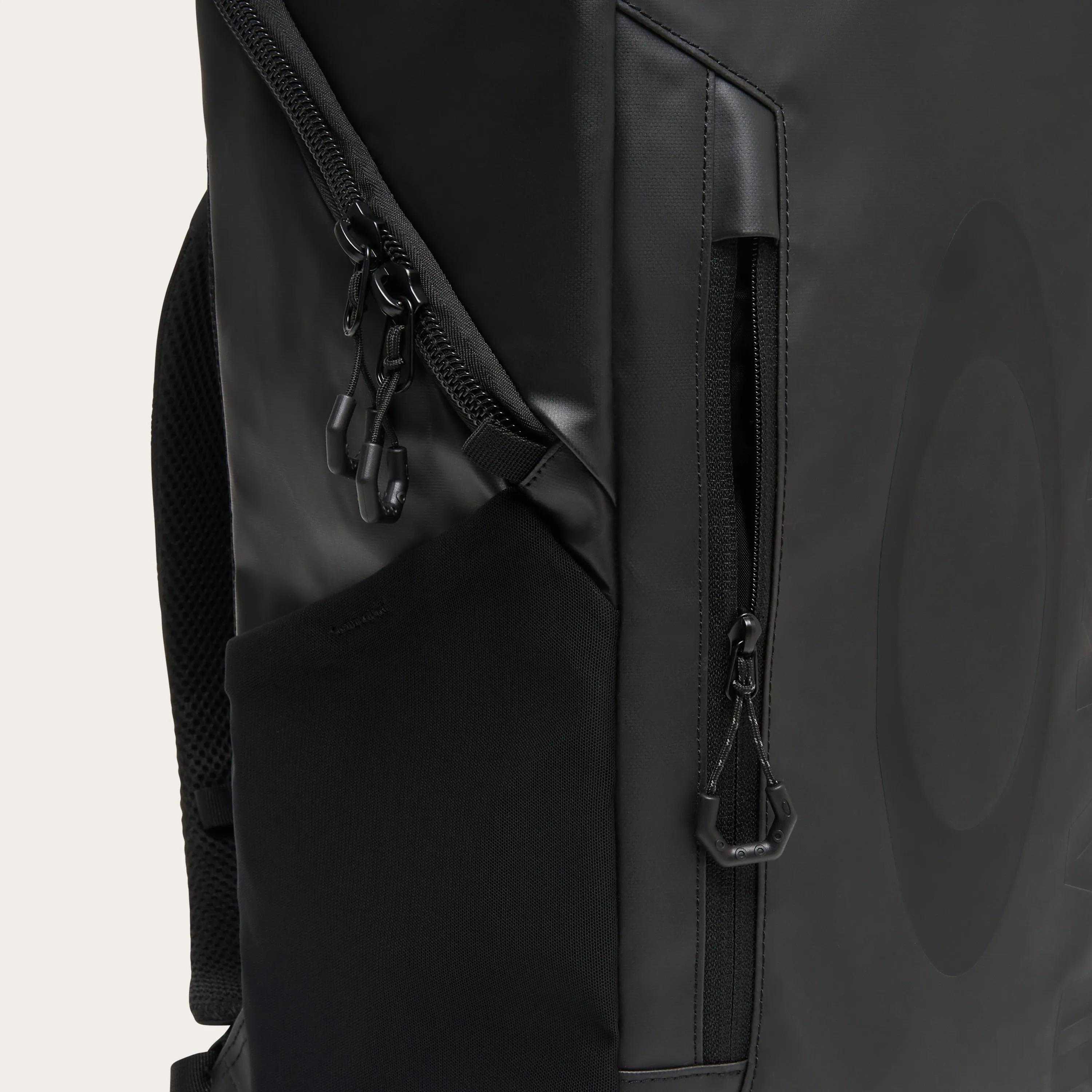 ENHANCE BACKPACK L 8.0 BLACK / BLACK