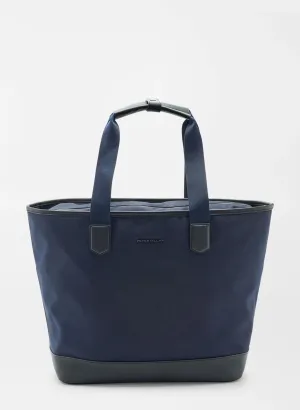 Peter Millar Pursuit Tote in Navy